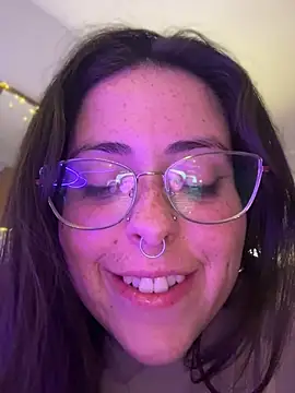 Mizztikaa Chat XXX live