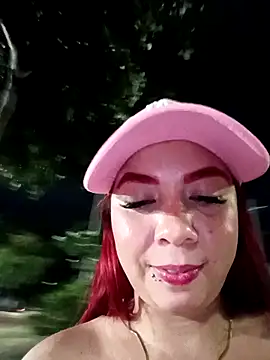 Pokazy przed kamerką – KathaDanger