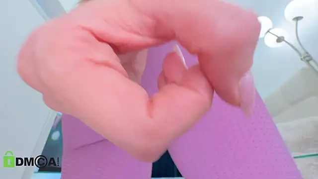 XXX chat uživo modela ScarlettTheGoddess