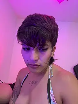 DayanaDGn Webbikameraesitys