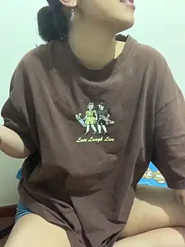 Chat XXX Live LilithMonette