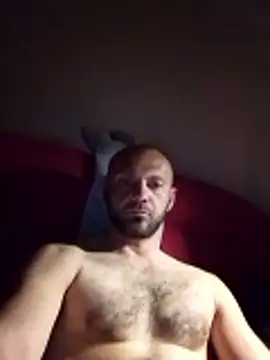 Iggy592 webkamerás műsora