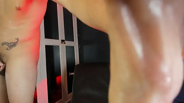 Ian_Valenti Webcam show