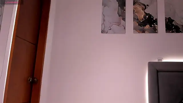 XXX chat uživo modela Mason_bennet