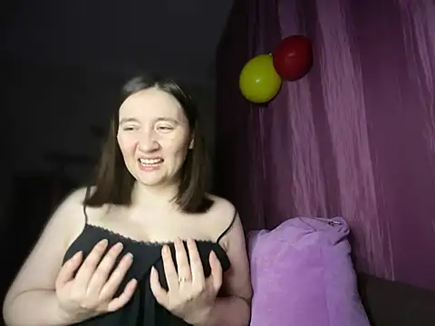 MimiYolaVi live XXX chat