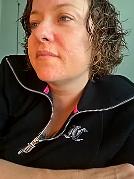 julimonroe লাইভ XXX চ্যাট