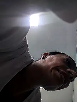 Živý XXX chat Shantey_Laurent