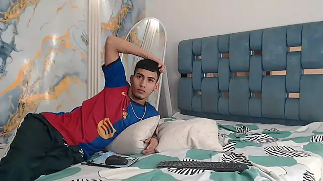 HORNY_PRETTY 网络视讯表演