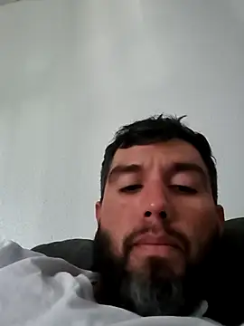 Chat XXX en directo de KingTulip111