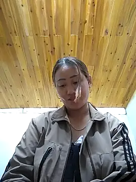 phuongnhi-- 网络视讯表演