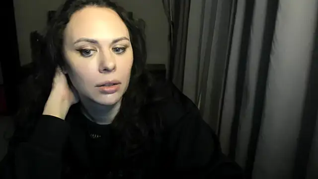 MollyCheiz élő XXX-chatje