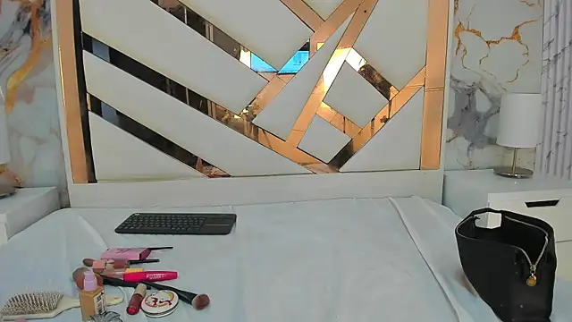 Živý XXX chat KarinaSimonz