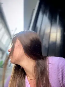 Emiily_lee live XXX chat