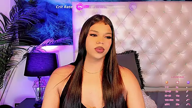 Keira_Fox31 Adlı Modelin Web Kamerası Şovu