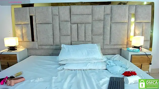 Sembang XXX Secara Langsung valtira_nova