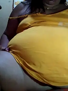 Webkamerová show Huge_mama69