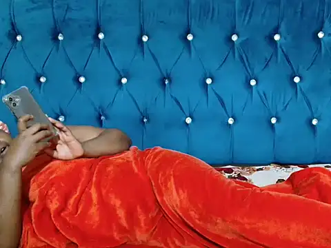 GaggingSlutXx élő XXX-chatje