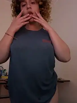 HUMANXTHING élő XXX-chatje