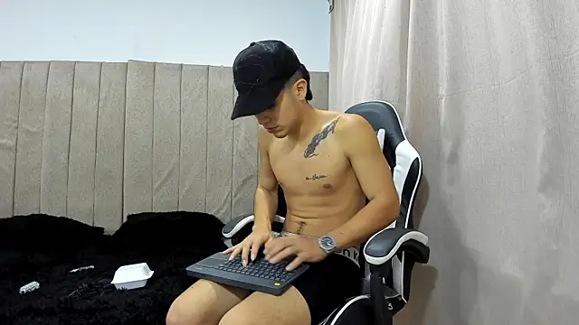 แชท XXX สดของ pipe_hot04