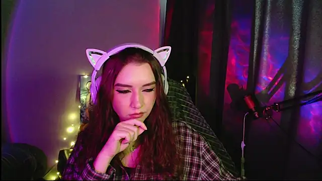 Chat +18 de Celia_Sensual_ ao vivo