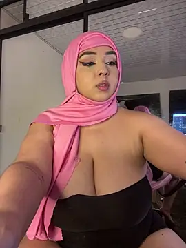 Živý XXX chat ThanaSaadii