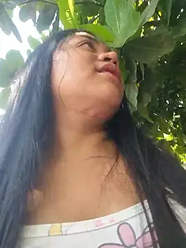 EATALLUCANPUSSYPINAY Pertunjukan Webcam