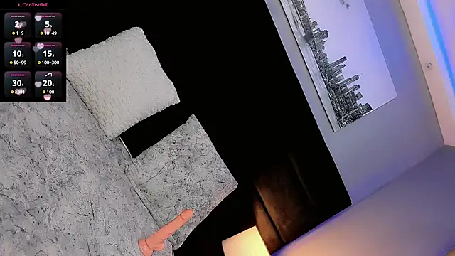 Онлайн чат XXX CuteMiaaa