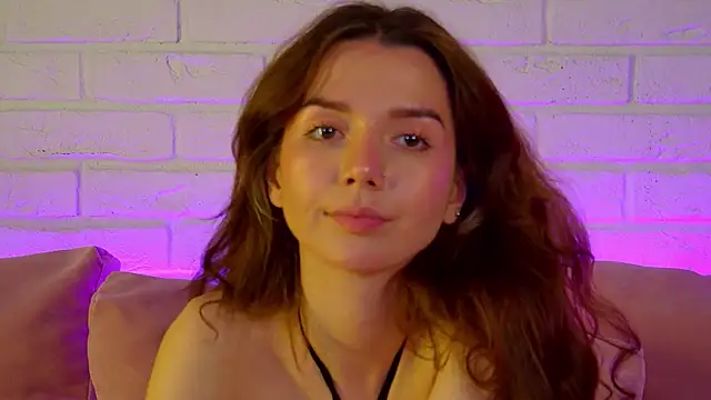 Chat +18 de VanessaVienne ao vivo