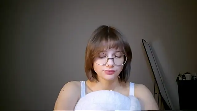 ExitedTrothのライブXXXチャット