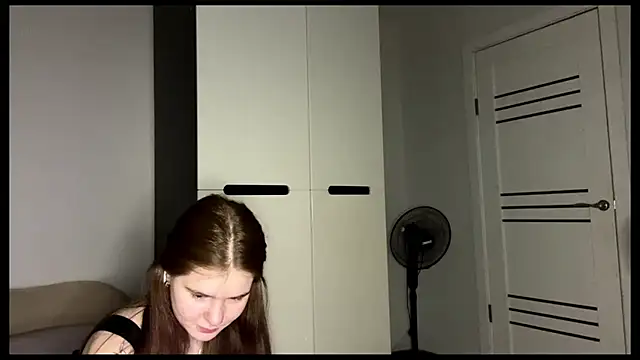 braveblush's Live XXX Chat