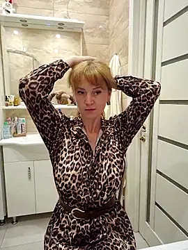 LanaBananaa_'s Live XXX Chat