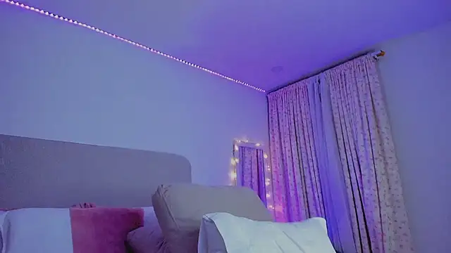 دردشة TheGloriousSophie الجنسية المباشرة