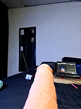 Živý XXX chat Backdoor_Newbie