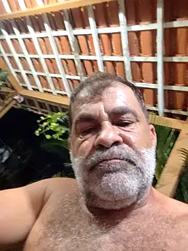 Peludo173317 现场XXX聊天