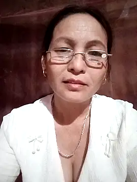 Cucci07 élő XXX-chatje