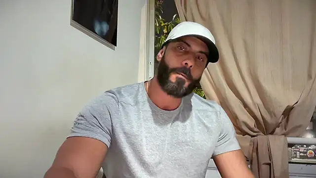 romeolovedark 现场XXX聊天