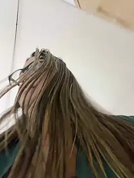 Miilana_ 现场XXX聊天