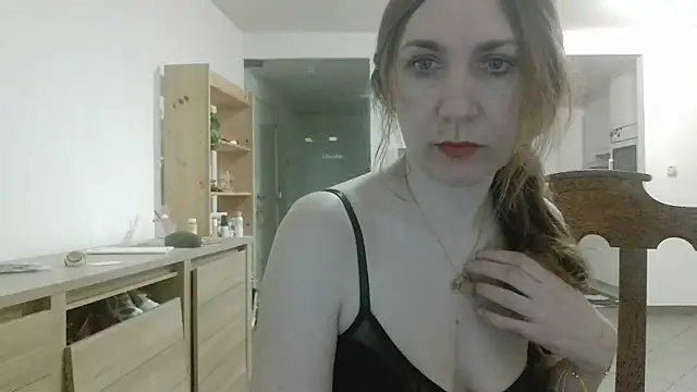 JasmineGlamourのライブXXXチャット