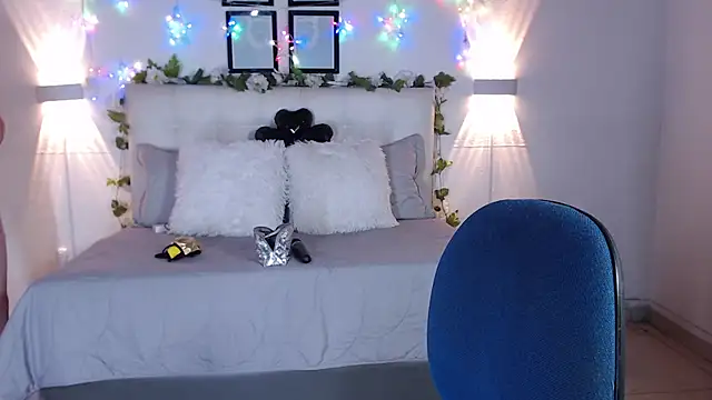 Megan_05_ Live XXX-Chat