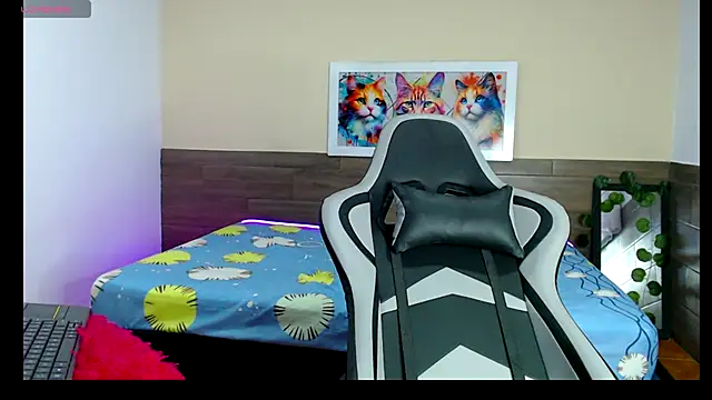 bella_warzon: онлайн-секс-чат