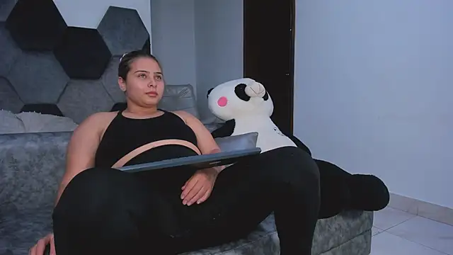 MikaelaStonen Live XXX chat