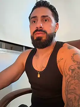 Show modela Ryan_Black3 na web-kameri