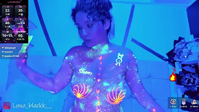 Chat XXX en directo de Luna_blackk