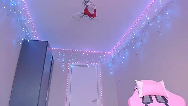 Mikaella_Nicole's Live XXX Chat