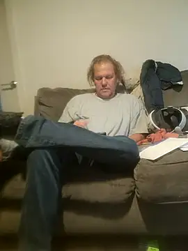 yourMasterisBored 现场XXX聊天