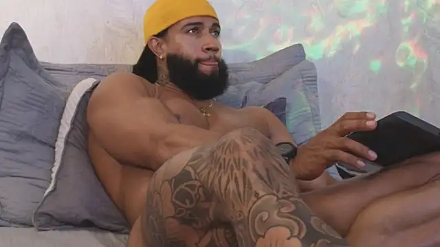 Osher_Cox Show in webcam