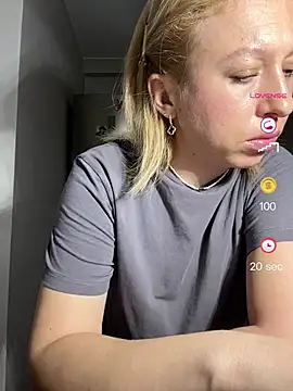 Kittie_Valentine's Live XXX Chat