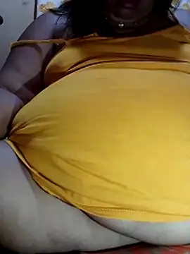 Huge_mama69 Chat XXX in diretta