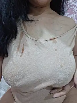 Jassi_Does Live XXX-chat