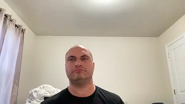 SluggishChase99 Show in webcam